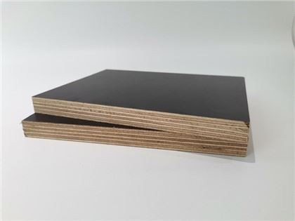 Š{0}} mm šperploča obložena filmom